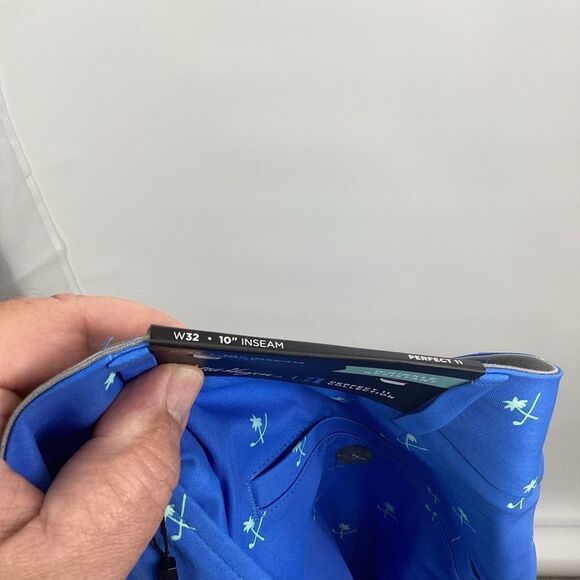 NWT Mens Walter Hagen Palm clubs Wrinkle‎ Resistant Performance Golf Short Blue - Picture 6 of 6